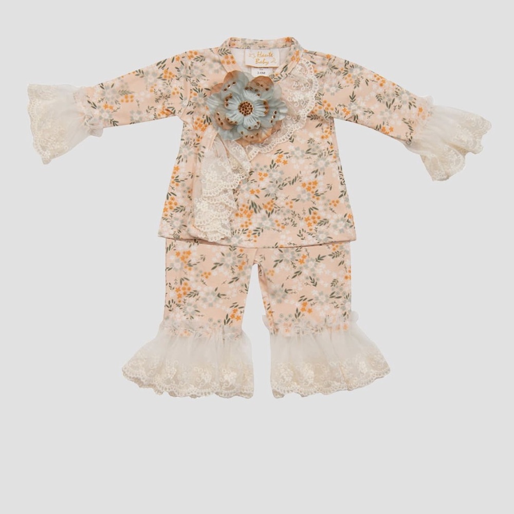 Two piece  set brand new